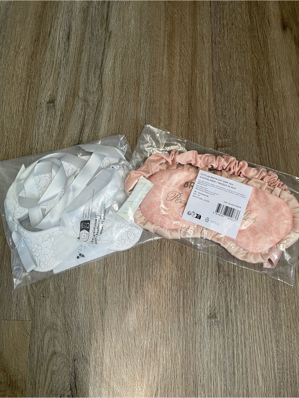 Bridgerton mask set